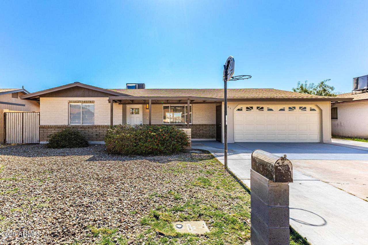 1521 E Diamond Ave., Mesa, AZ 85204