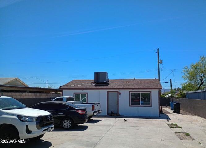 2435 W Yuma St., Phoenix, AZ 85009