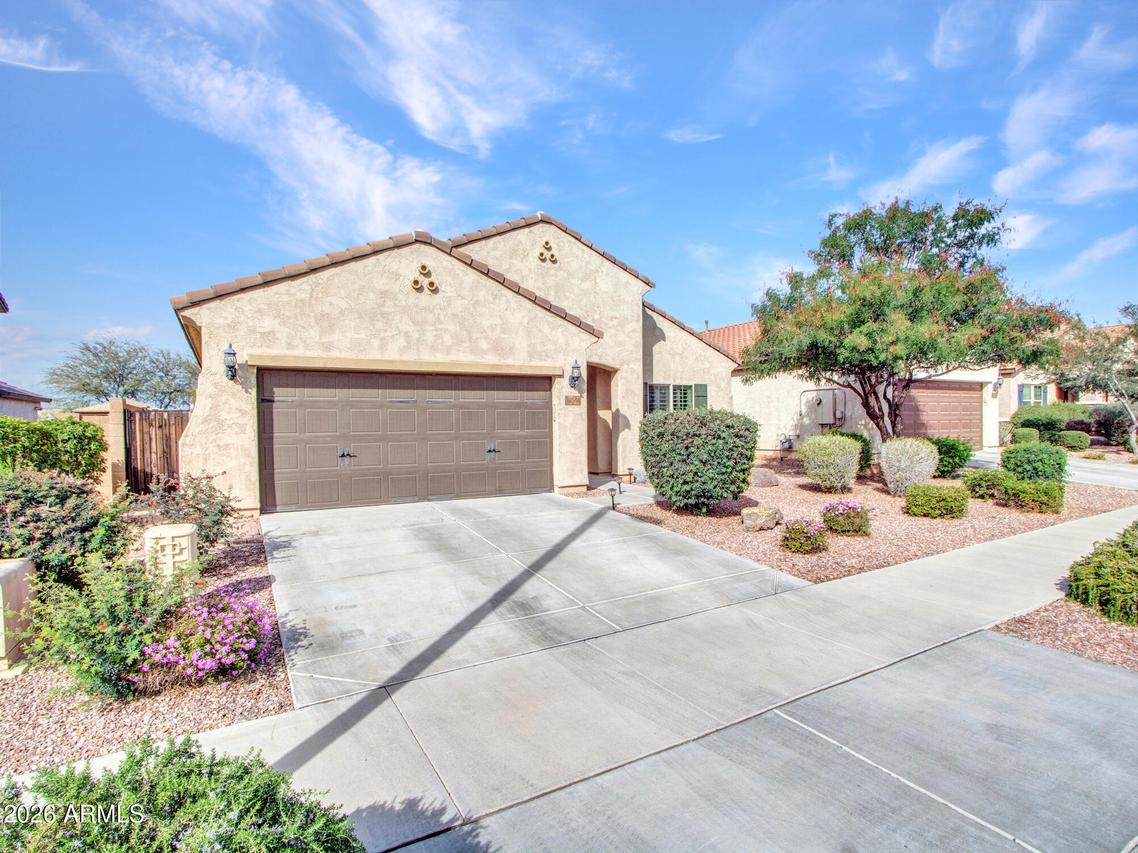 33044 N 26th Ln., Phoenix, AZ 85085