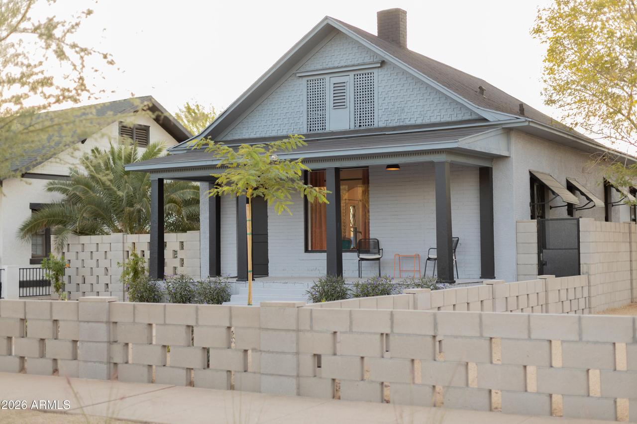 138 N 11th Ave., Phoenix, AZ 85007