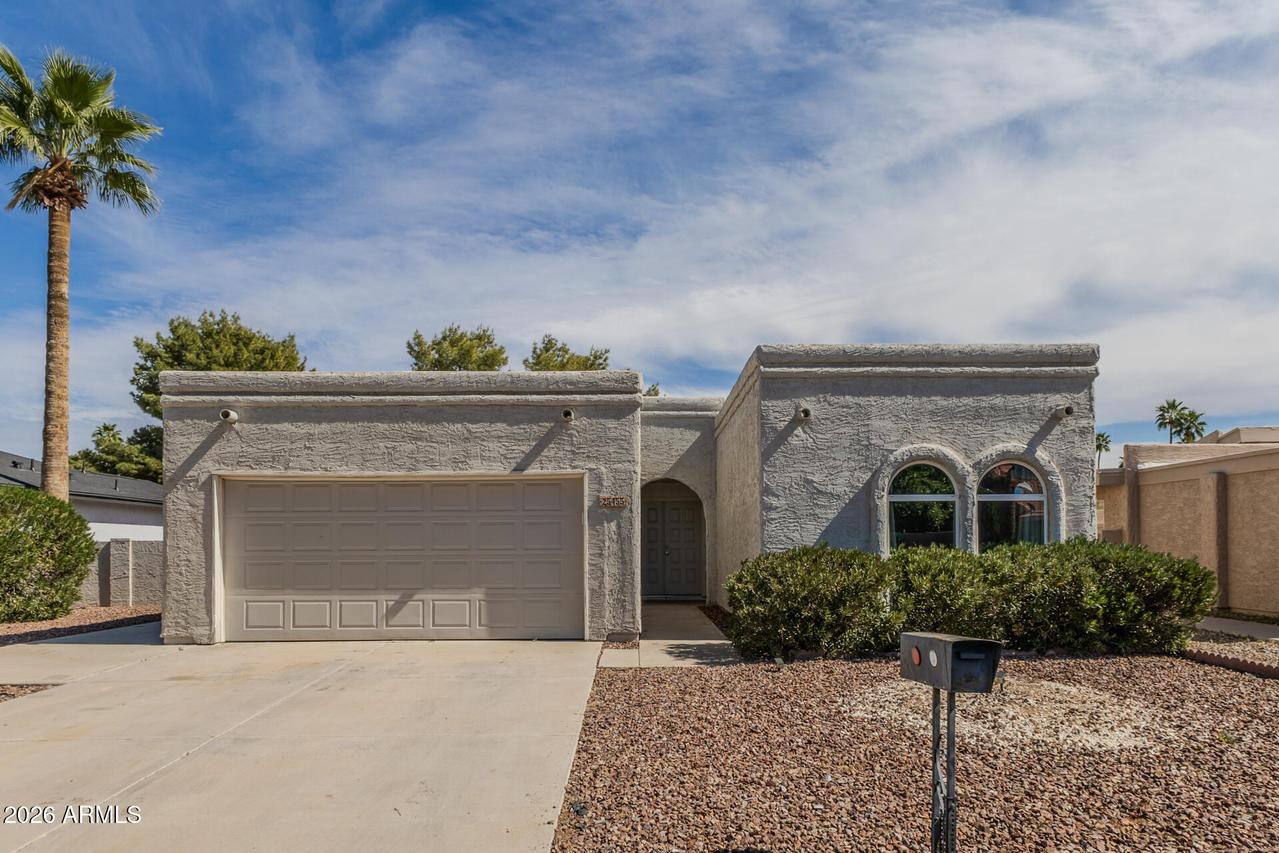 25455 S Truro Dr., Sun Lakes, AZ 85248