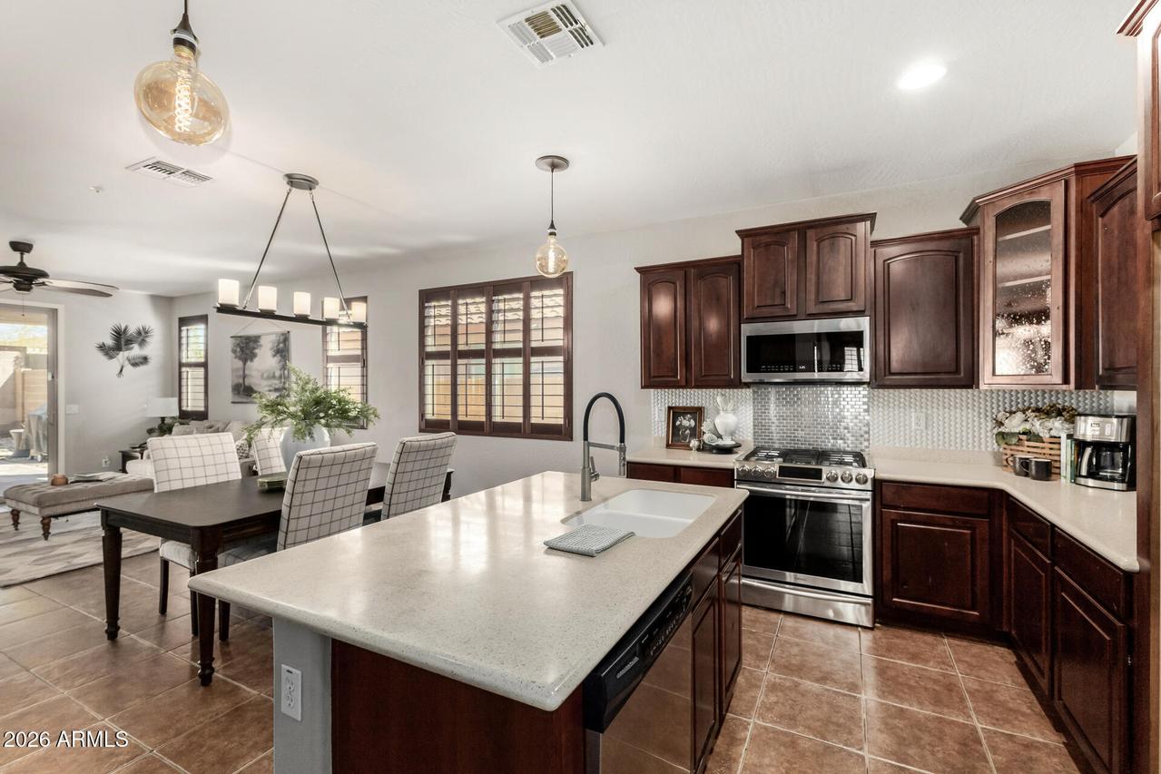 30087 N 72nd Ave., Peoria, AZ 85383