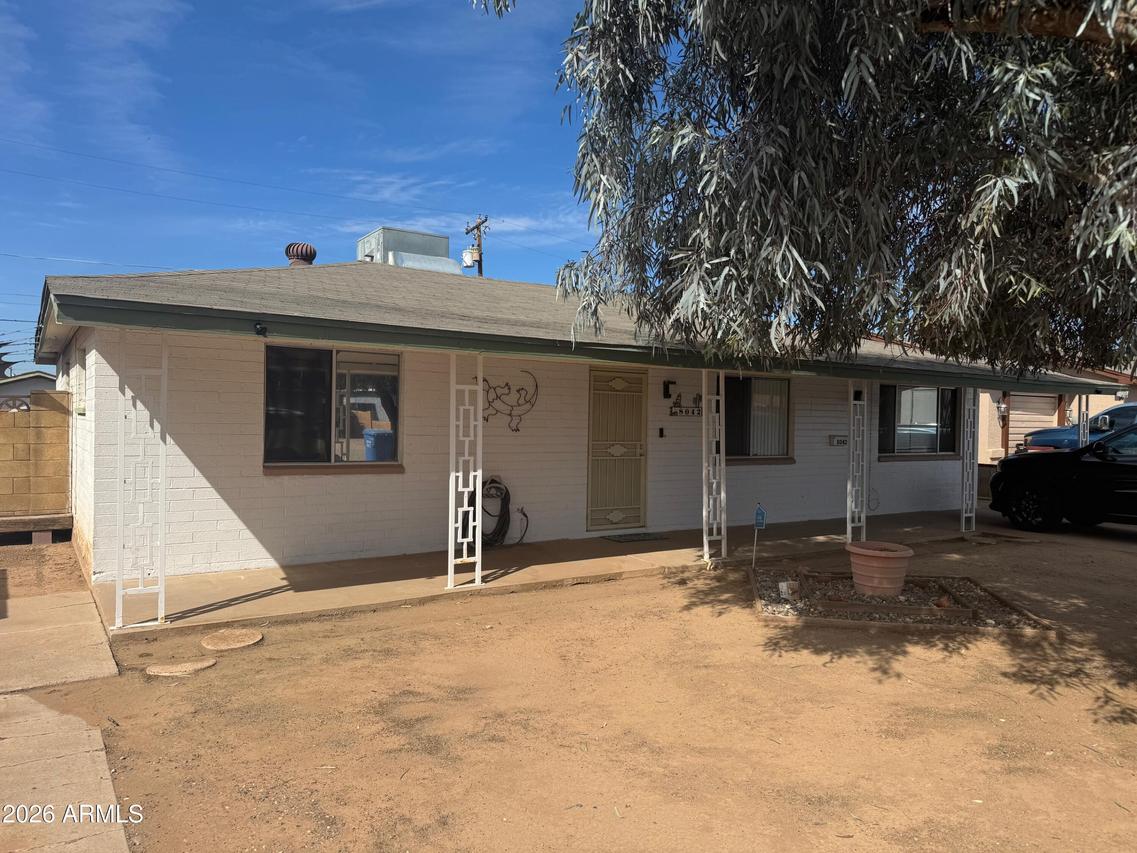 8042 N 28th Ave., Phoenix, AZ 85051