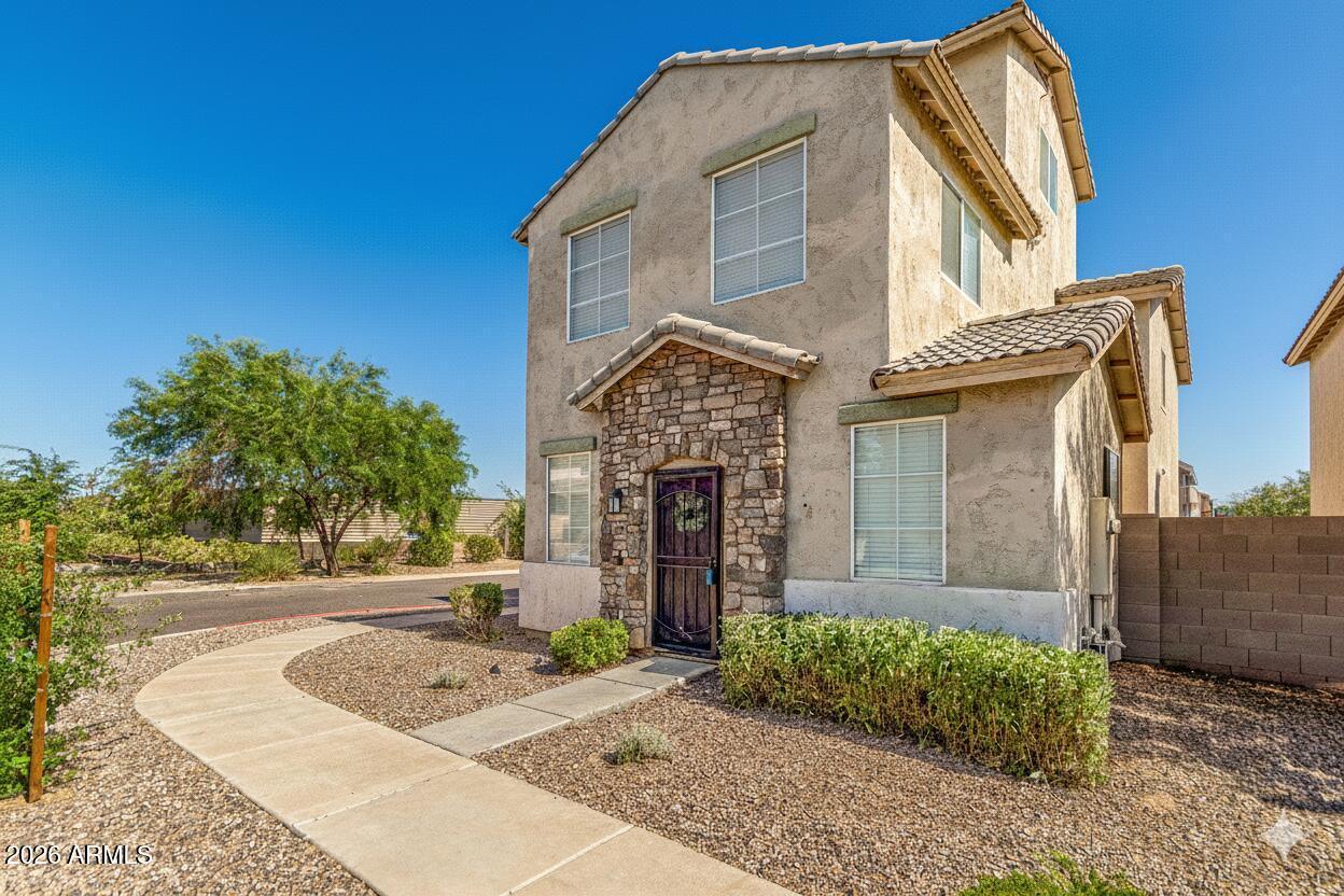 5141 W Warner St., Phoenix, AZ 85043