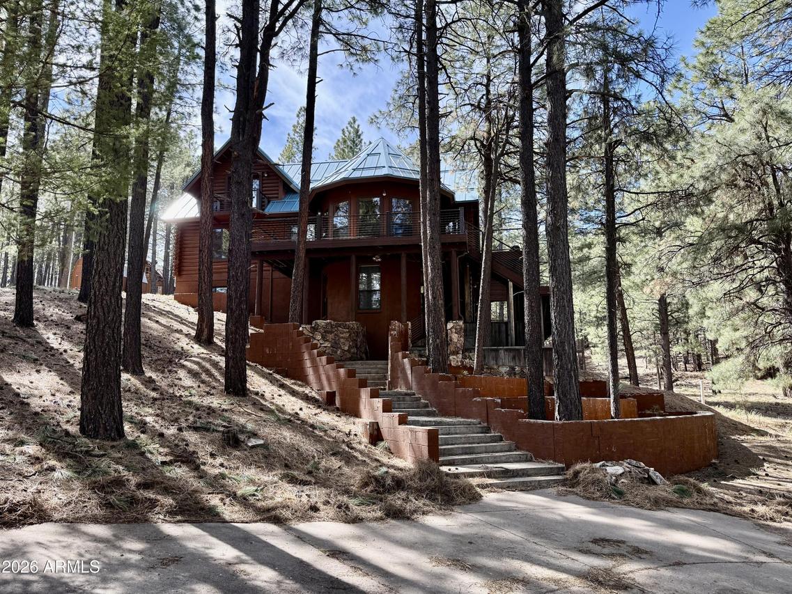 2070 Gobbler Ln., Forest Lakes, AZ 85931