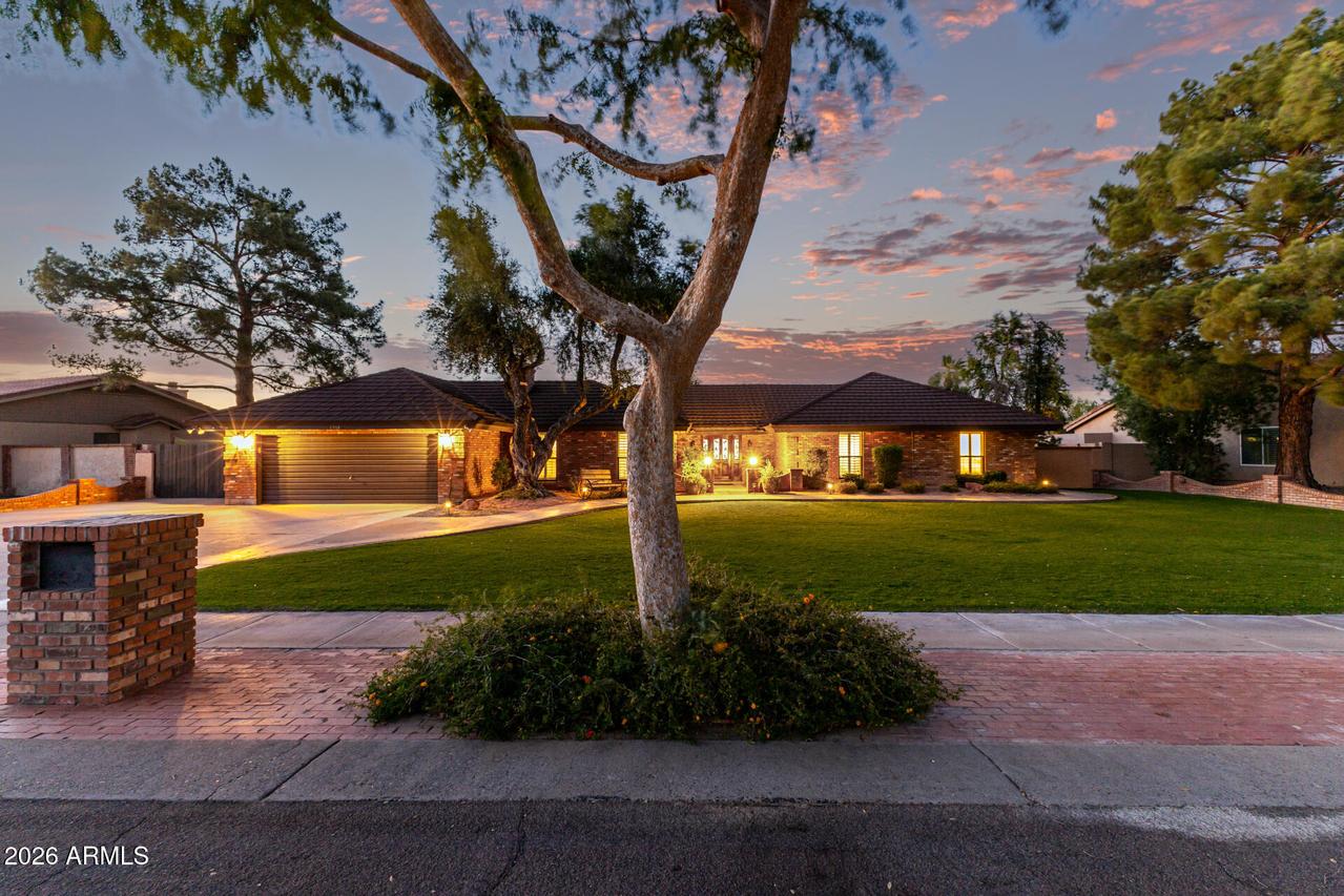 1318 E La Vieve Ln., Tempe, AZ 85284