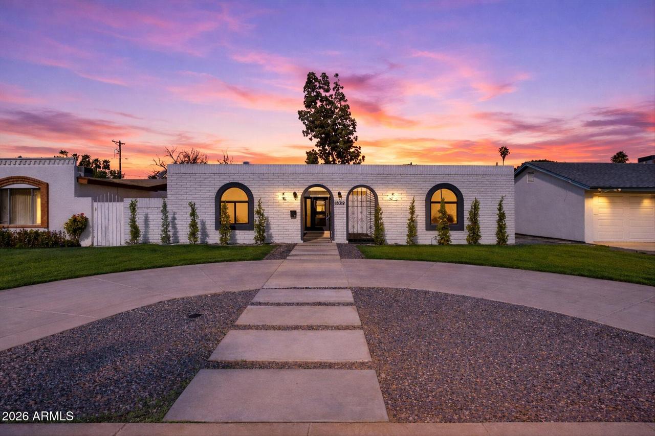 1822 W Highland Ave., Phoenix, AZ 85015