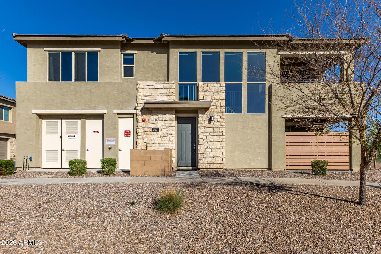 675 E Ginko Ave. #201, Gilbert, AZ 85297