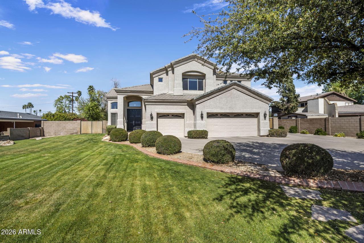 320 E Maryland Ave., Phoenix, AZ 85020