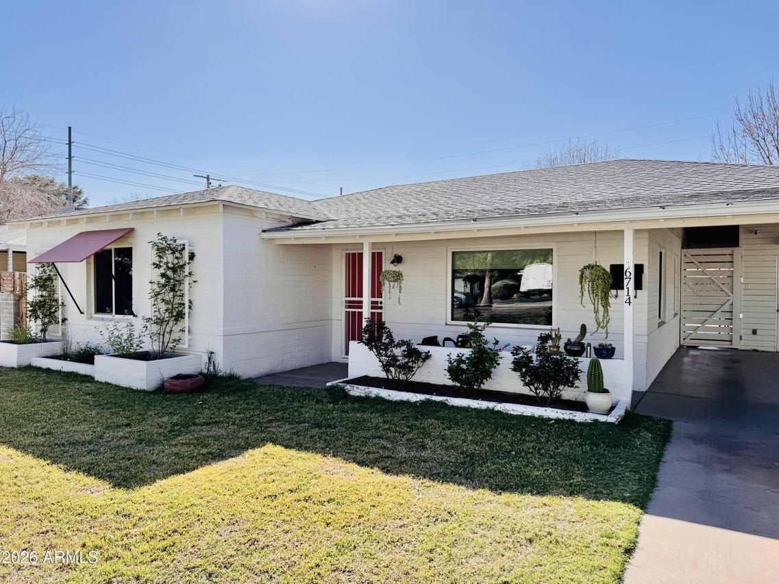 6714 N 11th St., Phoenix, AZ 85014