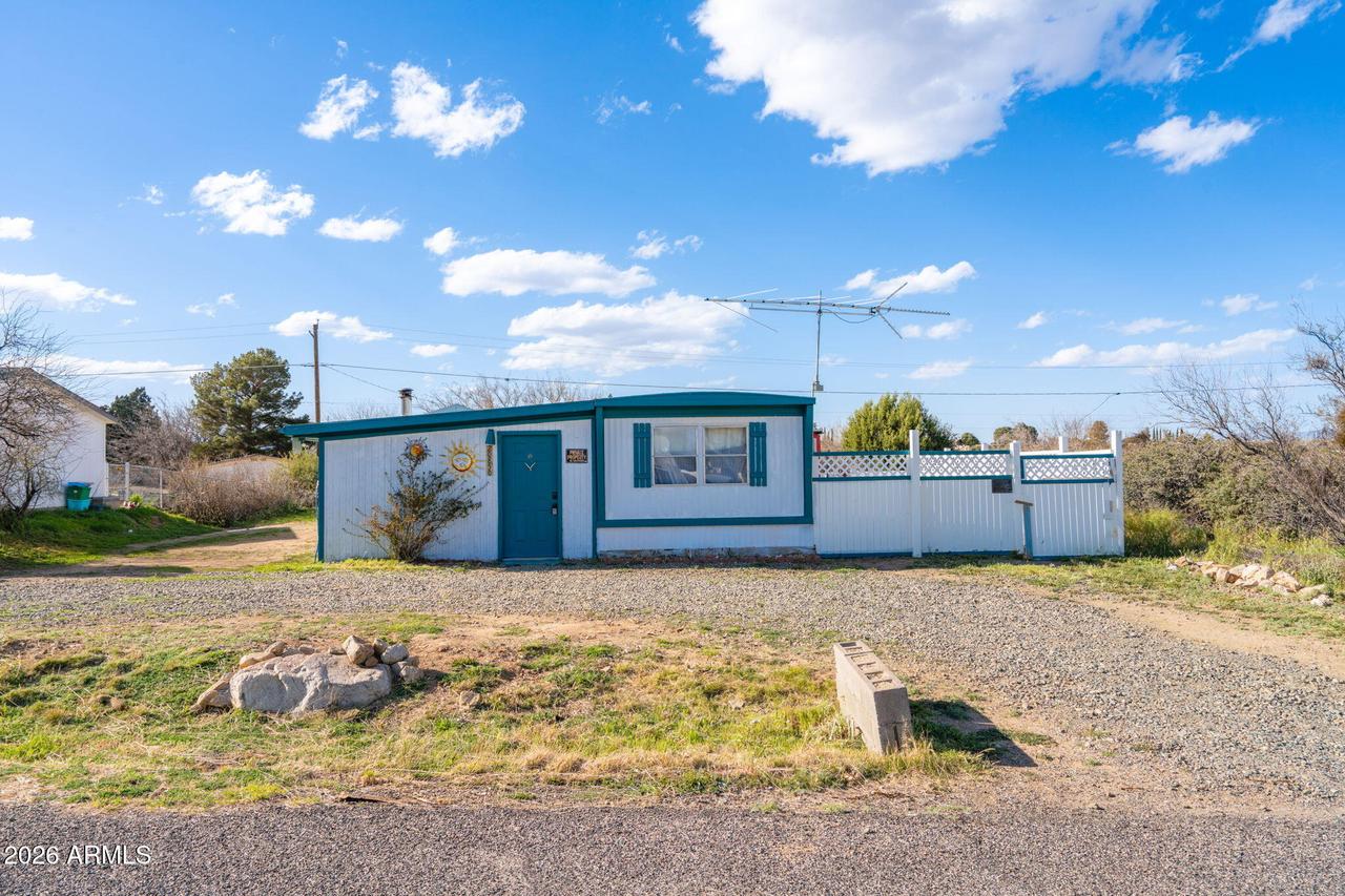 20850 E Cedar Dr., Mayer, AZ 86333