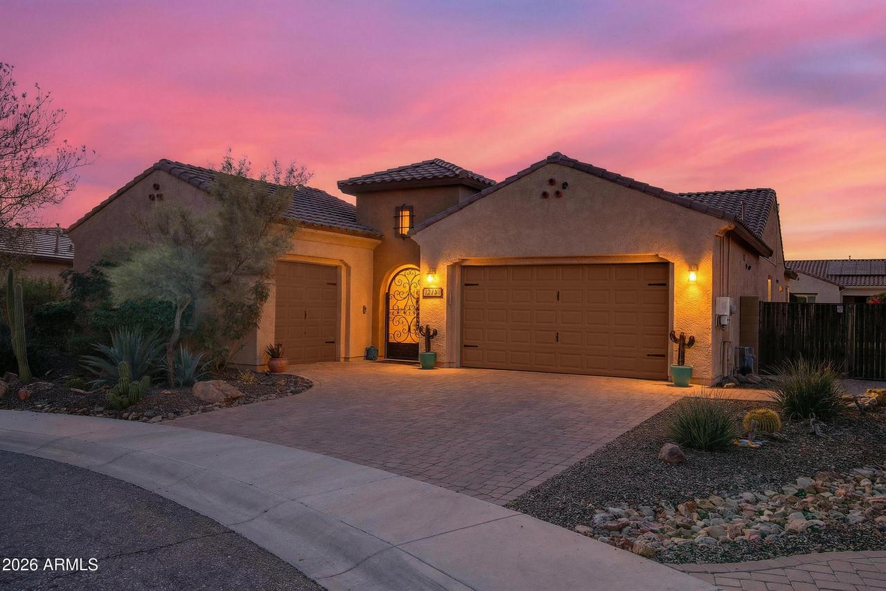 26716 N 10th Ln., Phoenix, AZ 85085