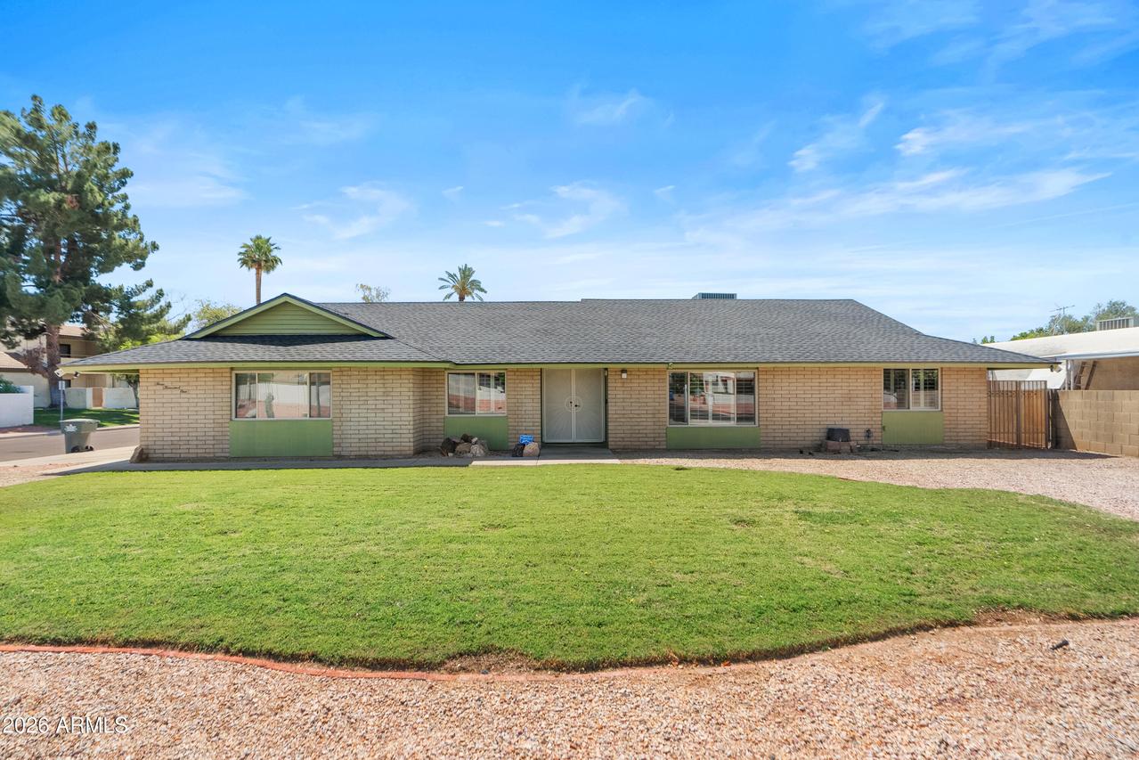 3001 W Yucca St., Phoenix, AZ 85029