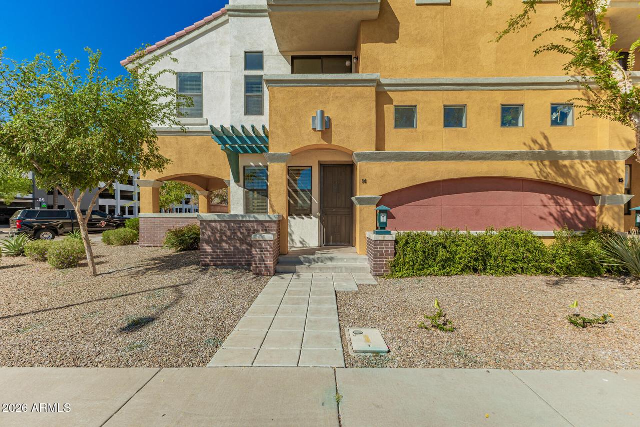 123 N Washington St. #14, Chandler, AZ 85225
