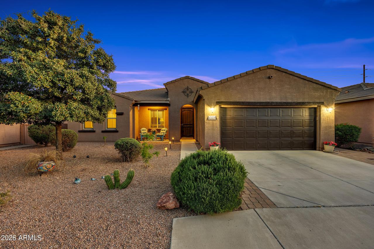 42425 W Sea Eagle Dr., Maricopa, AZ 85138