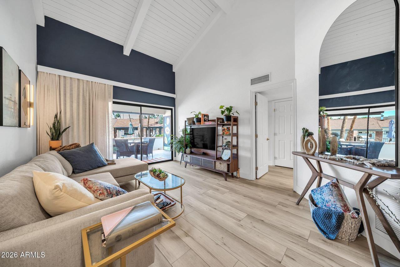 17404 N 99th Ave. #102, Sun City, AZ 85373