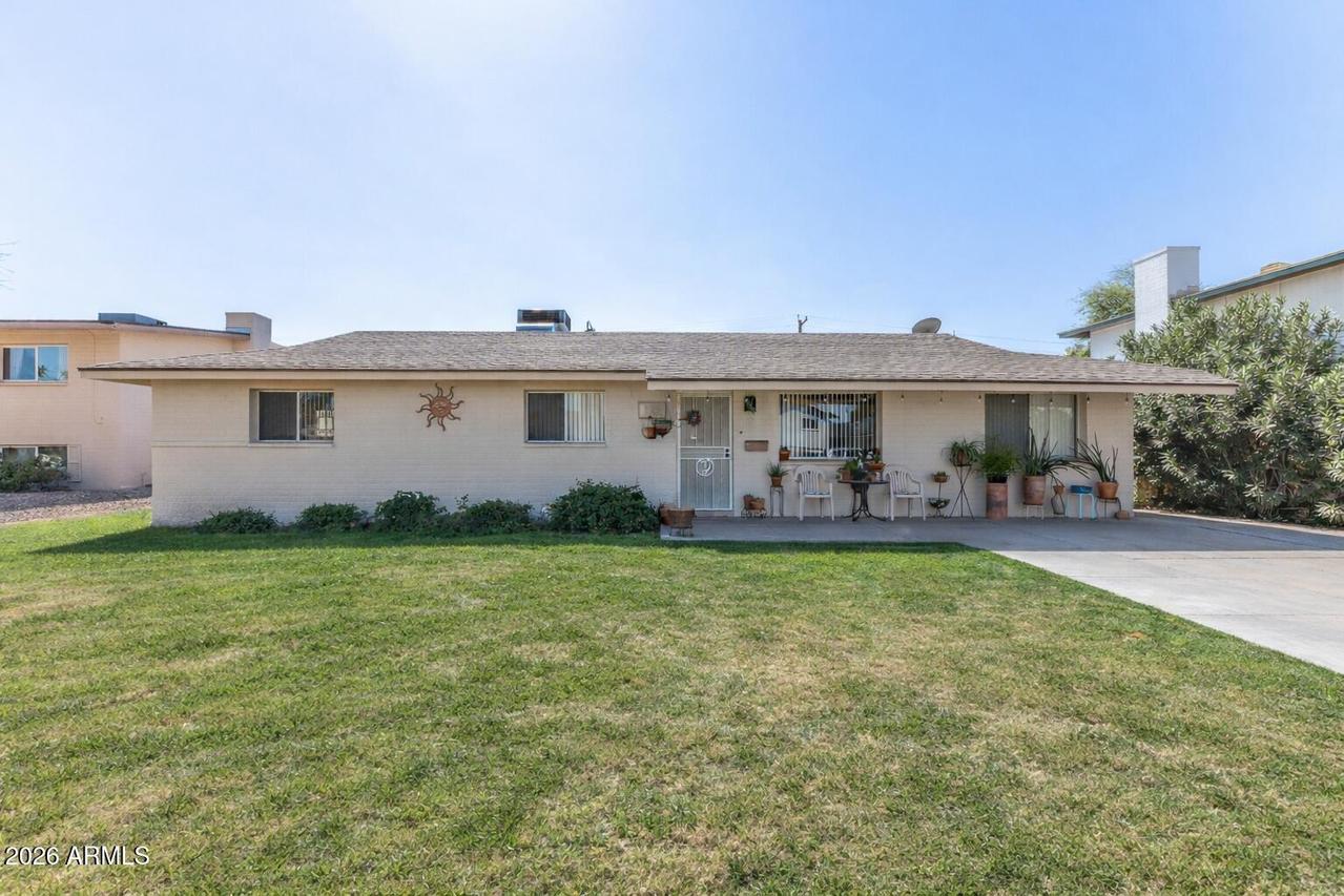 1109 E Bishop Dr., Tempe, AZ 85282