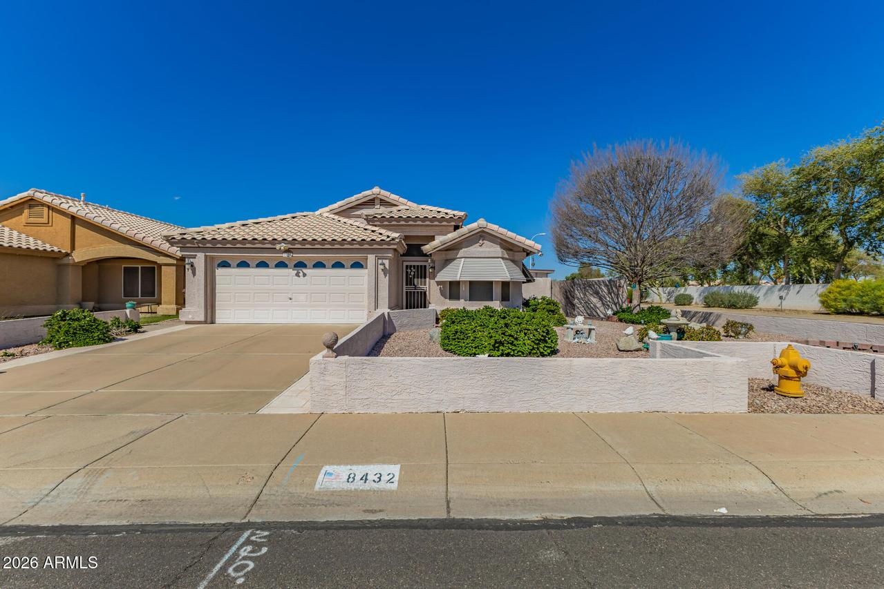 8432 W Charter Oak Rd., Peoria, AZ 85381