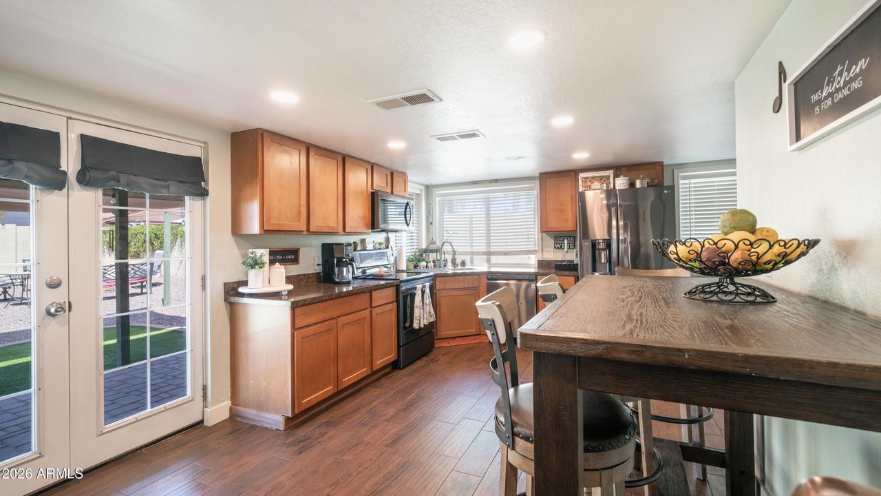 6212 W Carol Ann Way, Glendale, AZ 85306