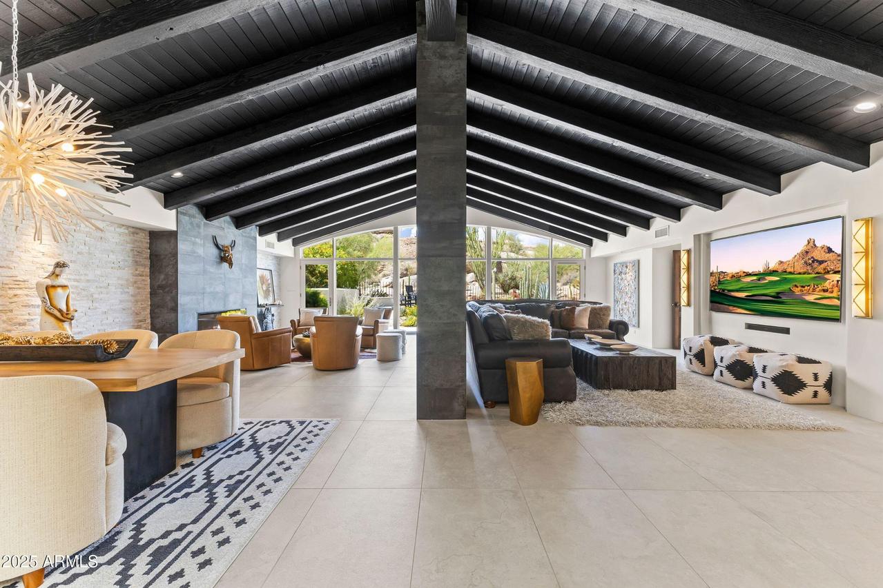 1018 N Boulder Dr., Carefree, AZ 85377