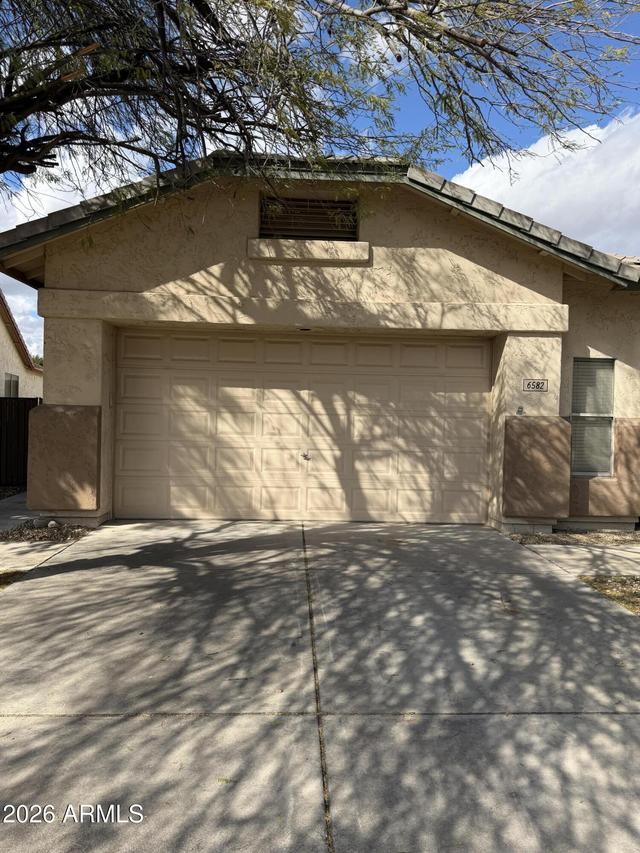 6582 W Oraibi Dr., Glendale, AZ 85308