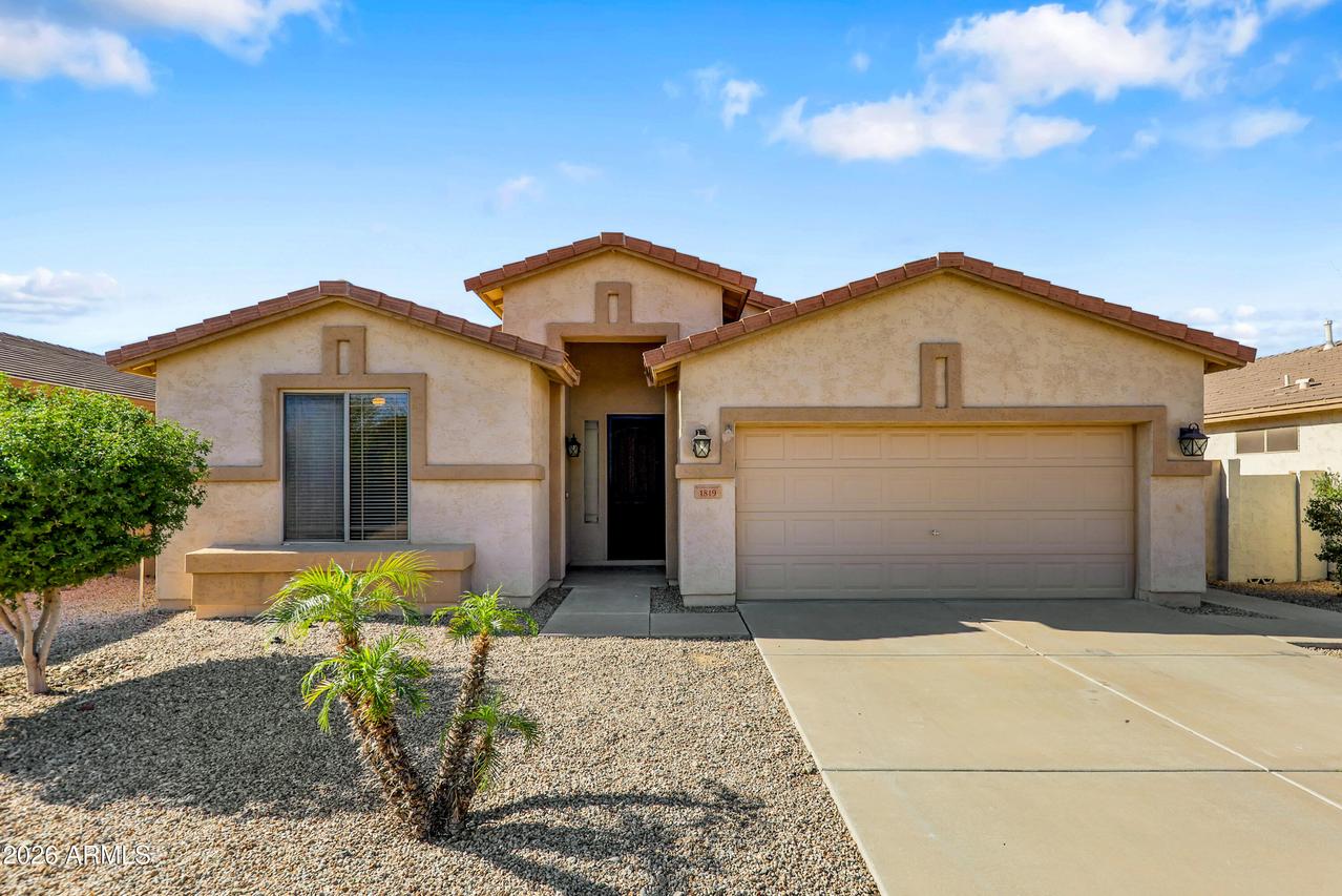 1819 W Nighthawk Way, Phoenix, AZ 85045