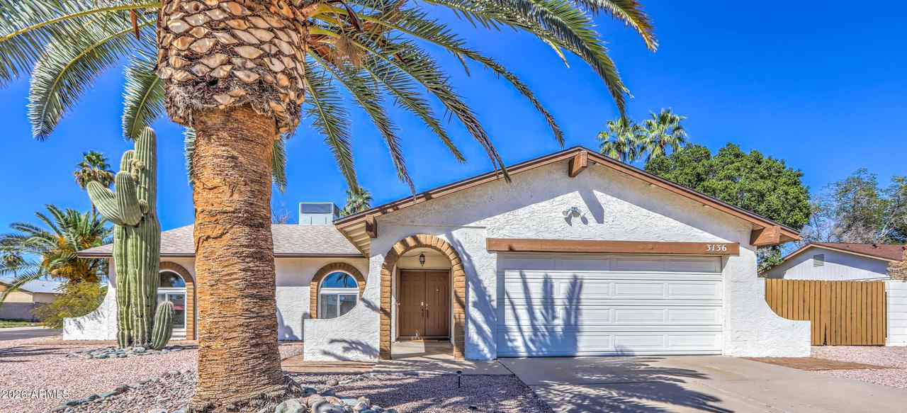 3136 W Tierra Buena Ln., Phoenix, AZ 85053