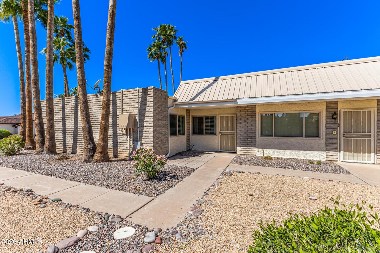5518 E Lindstrom Ln. #A8, Mesa, AZ 85215