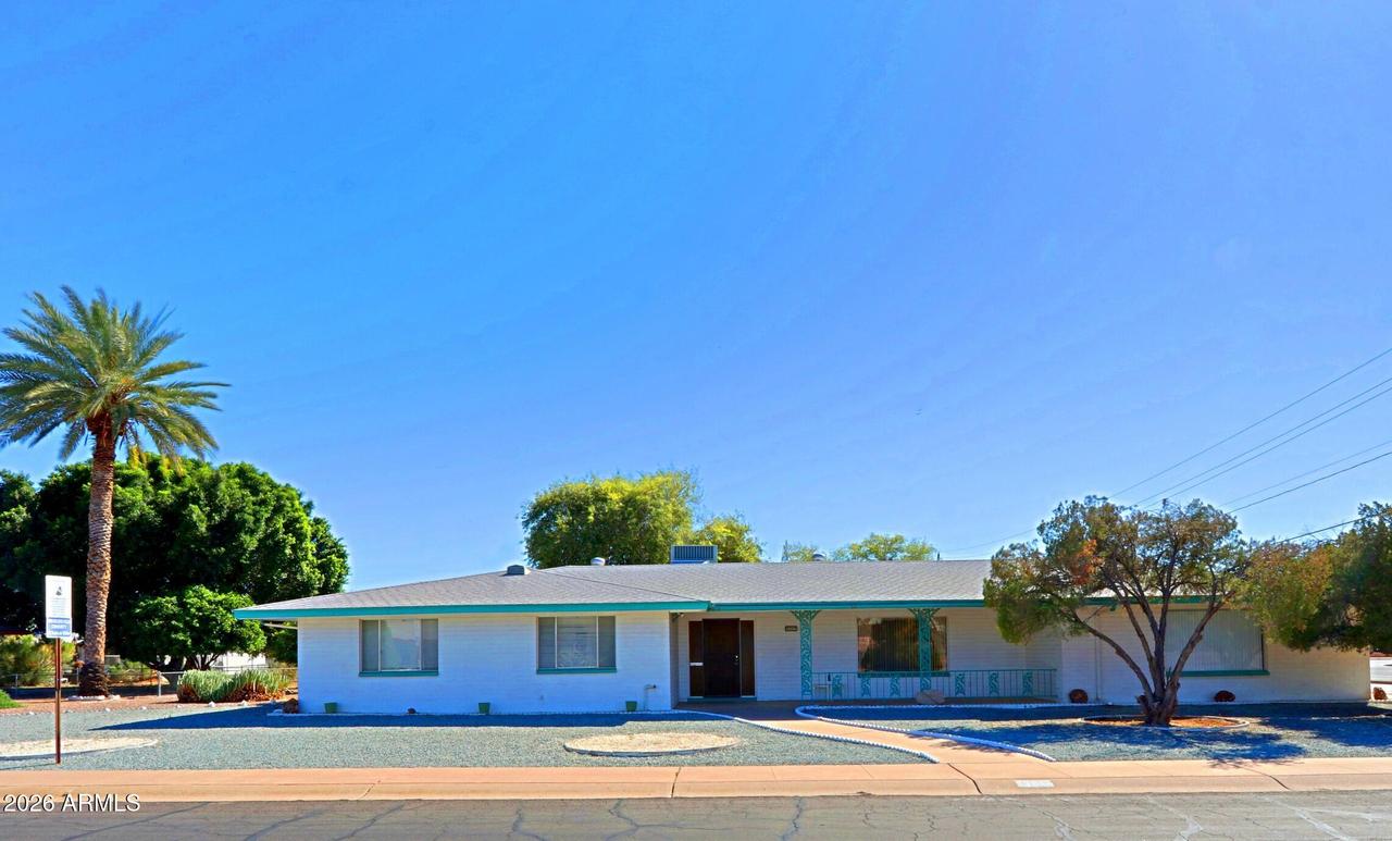 5207 E Dodge St., Mesa, AZ 85205