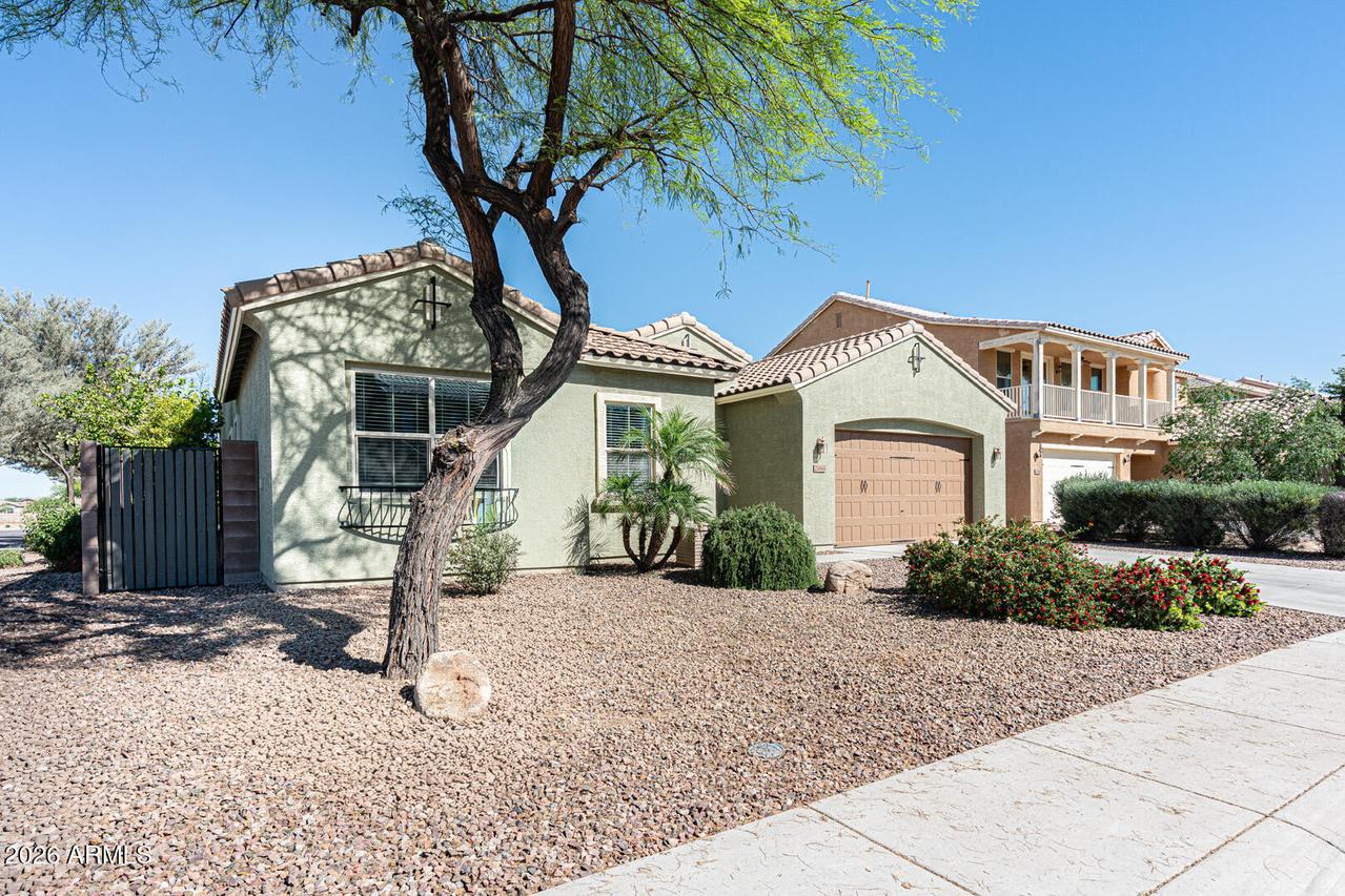 2168 E Indian Wells Dr., Gilbert, AZ 85298