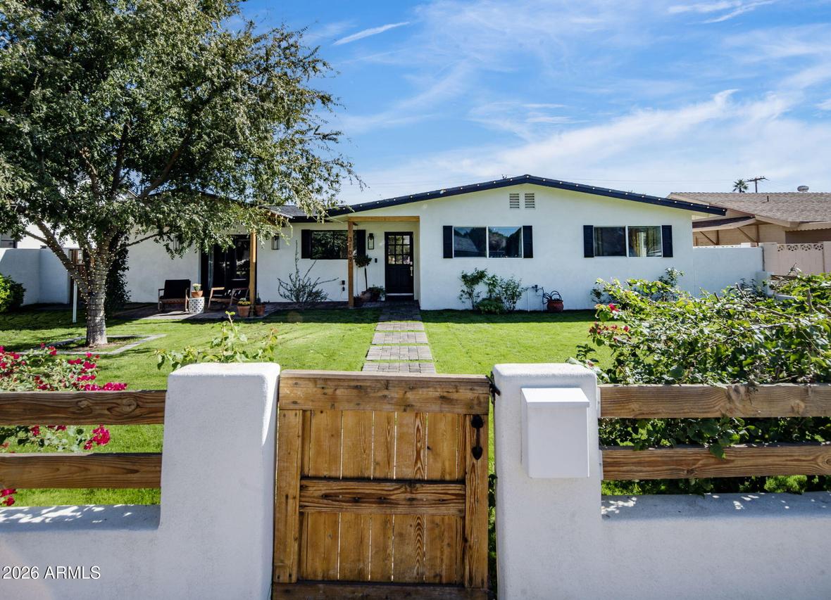 3109 N 41st Pl., Phoenix, AZ 85018