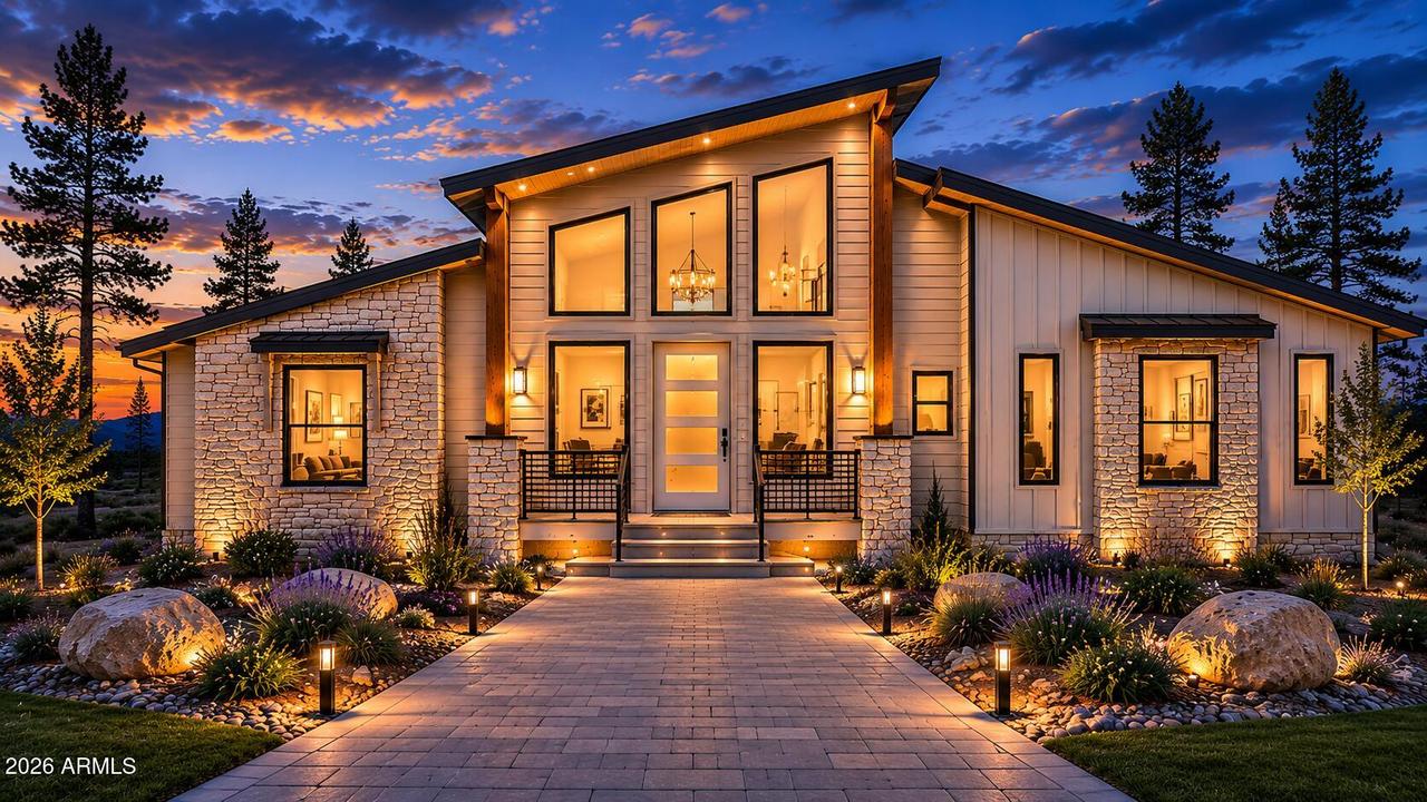 1301 S Lakeside Tr., Show Low, AZ 85901