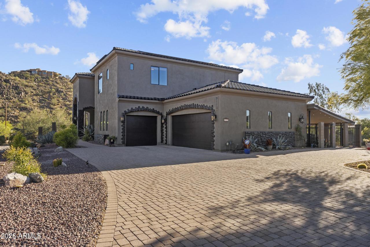 9113 E Odessa St., Mesa, AZ 85207