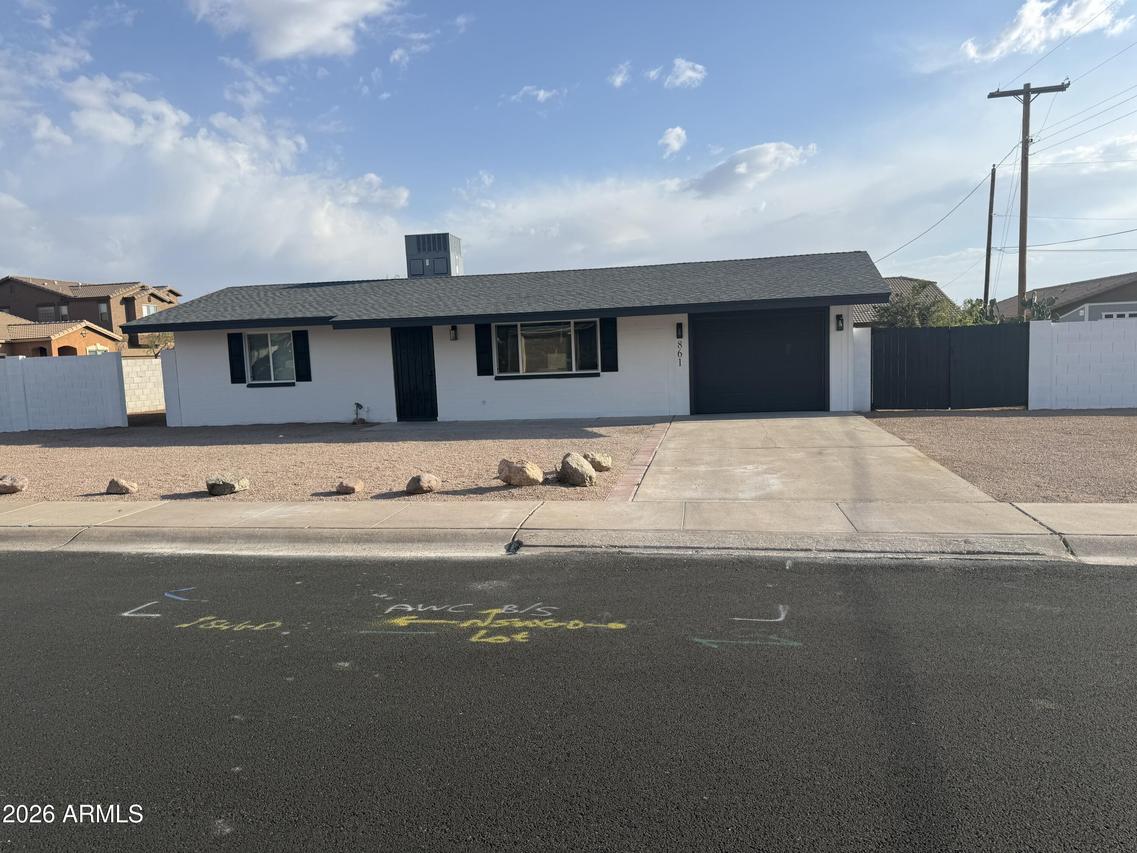 861 W 5th Ave., Apache Junction, AZ 85120