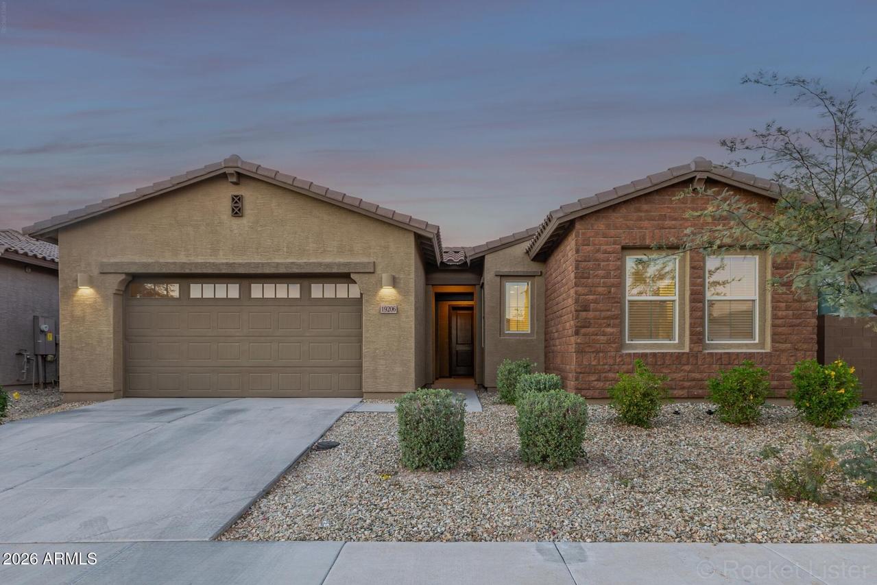 19206 W Wolf St., Litchfield Park, AZ 85340