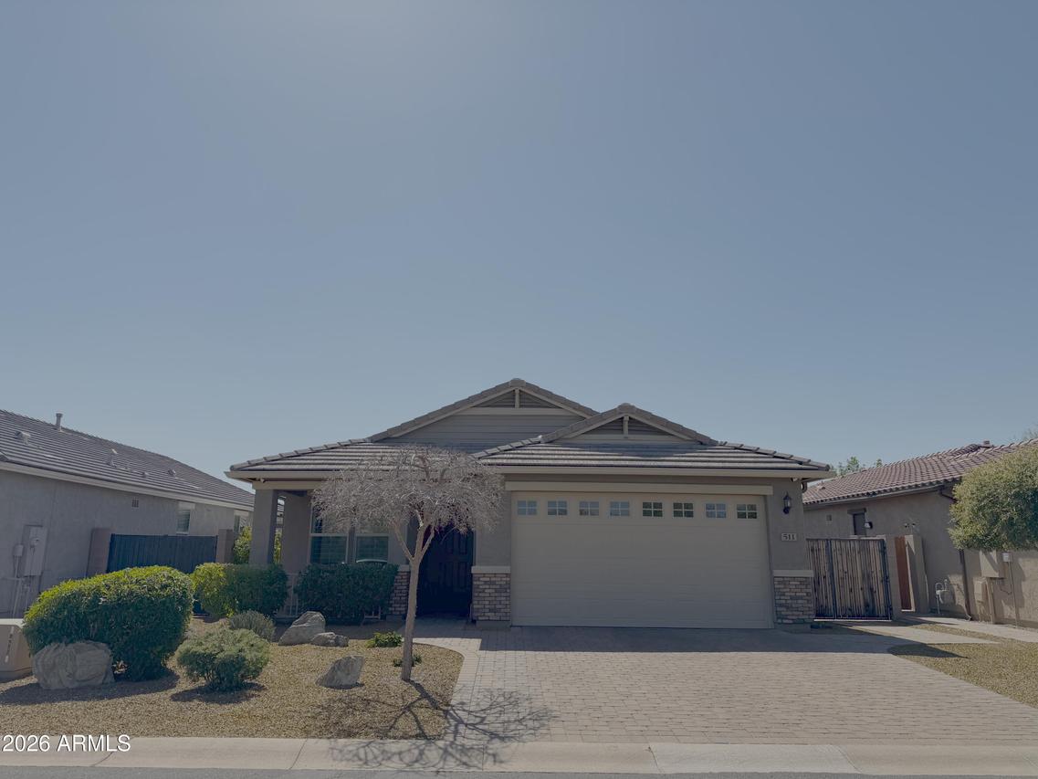 511 E Pasaro Dr., Phoenix, AZ 85085