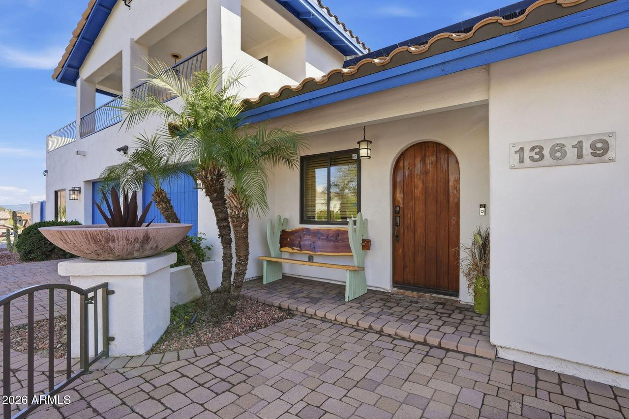 13619 N 18th St., Phoenix, AZ 85022