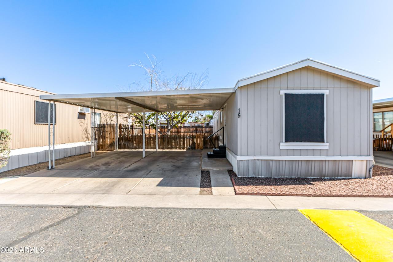 8427 W Glendale Ave. #15, Glendale, AZ 85305