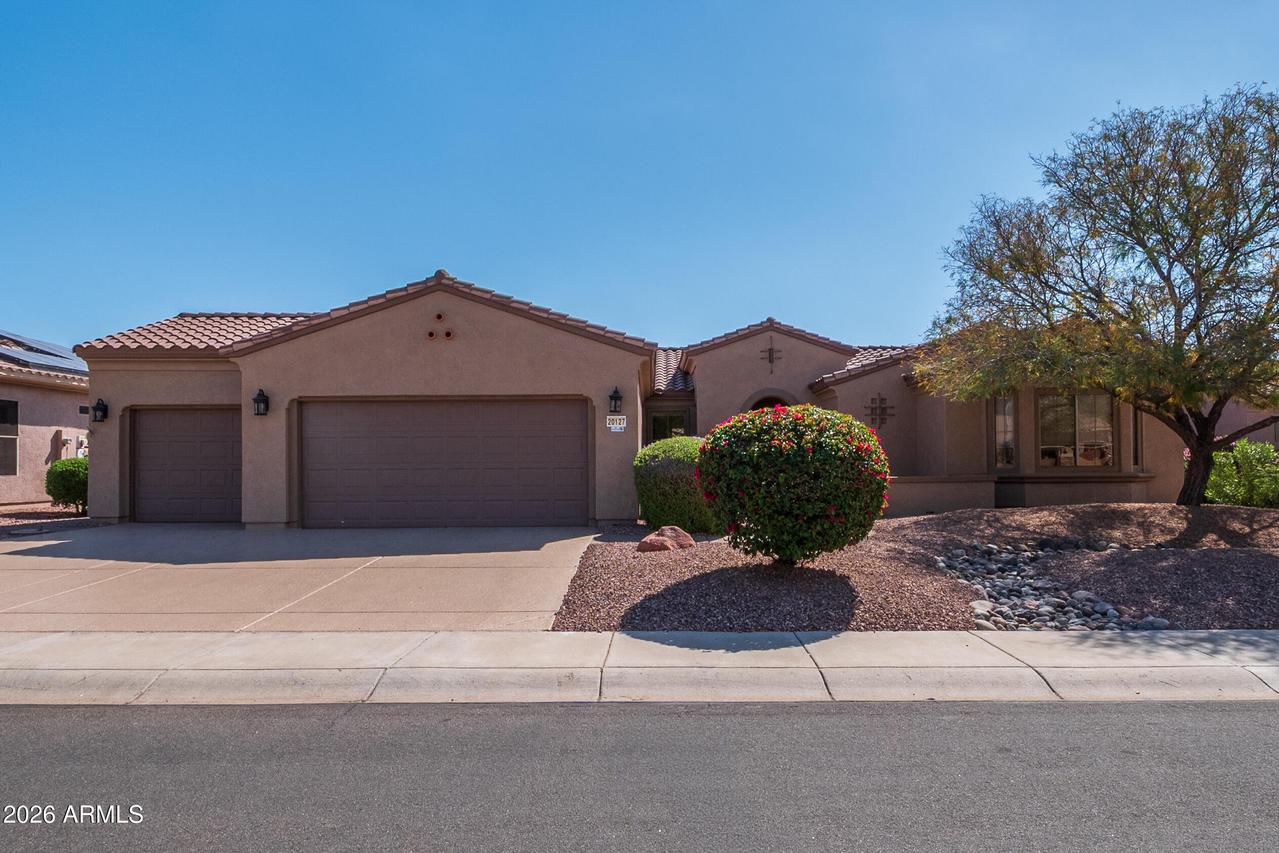 20127 N Horse Trail Dr., Surprise, AZ 85374