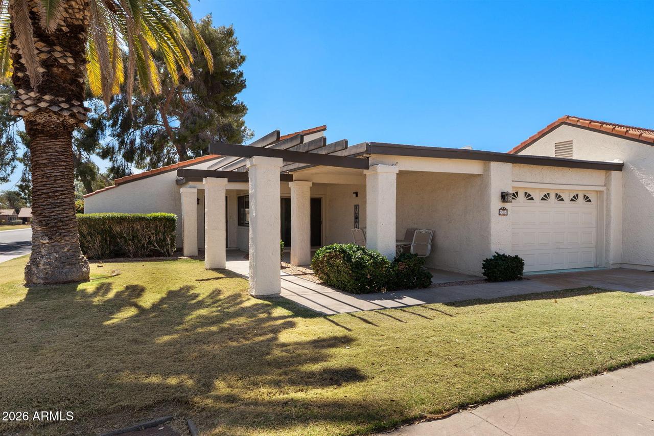 376 Leisure World, Mesa, AZ 85206
