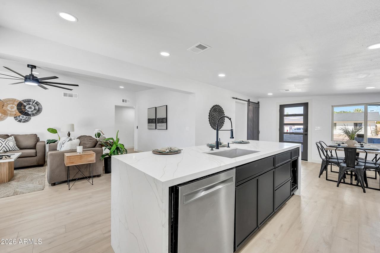 1413 E Wesleyan Dr., Tempe, AZ 85282