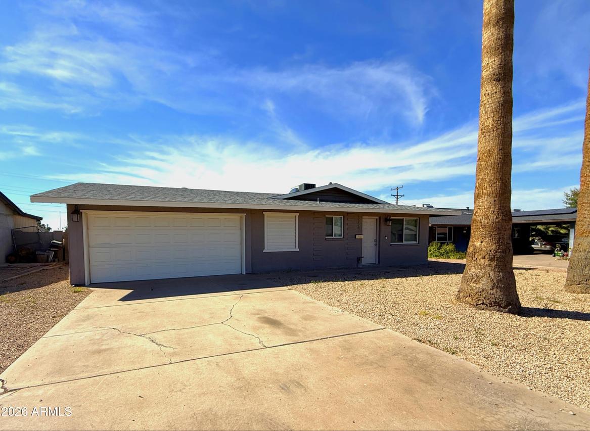 3224 S Albert Ave., Tempe, AZ 85282