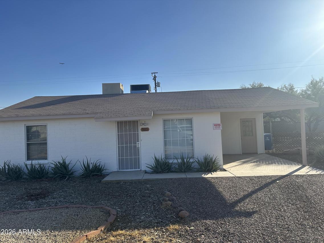 925 E Henry St., Tempe, AZ 85288