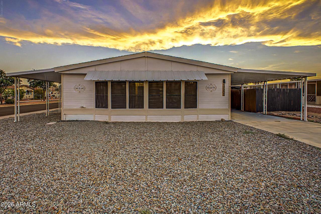 17202 N 66th Dr., Glendale, AZ 85308