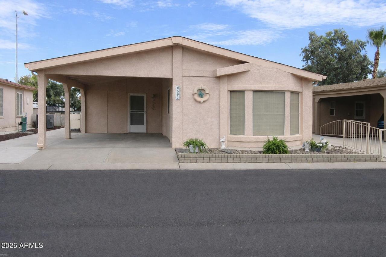6501 S Oakmont Dr., Chandler, AZ 85249