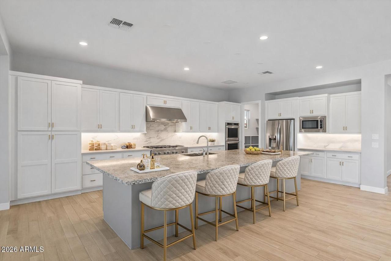 22764 N 97th Dr., Peoria, AZ 85383