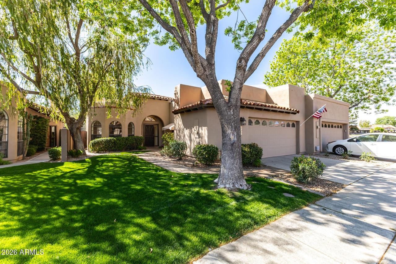 4053 E Sunnyside Dr., Phoenix, AZ 85028