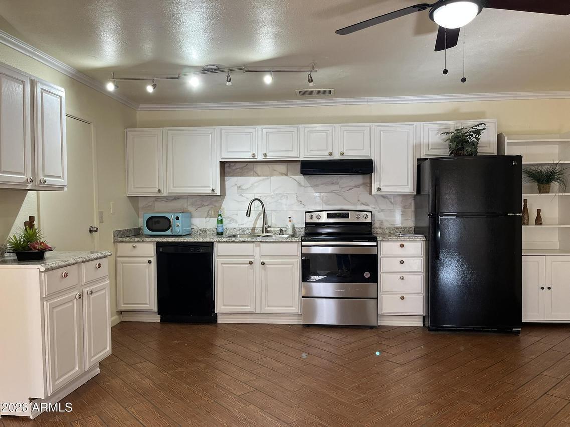 3511 E Baseline Rd. #1213, Phoenix, AZ 85042