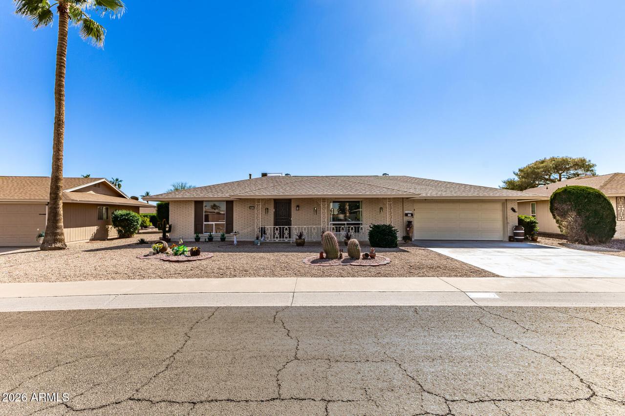 9227 W Meadow Hills Dr., Sun City, AZ 85351