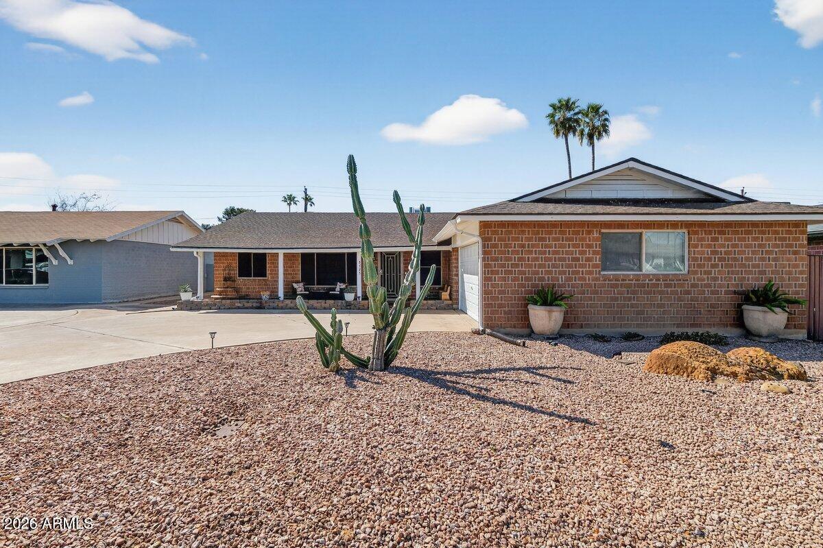 8725 E Jackrabbit Rd., Scottsdale, AZ 85250